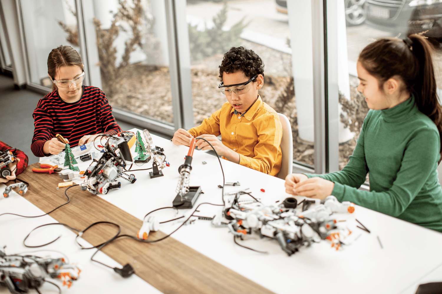 8 Ways to Get Your Kids Excited about Robotics